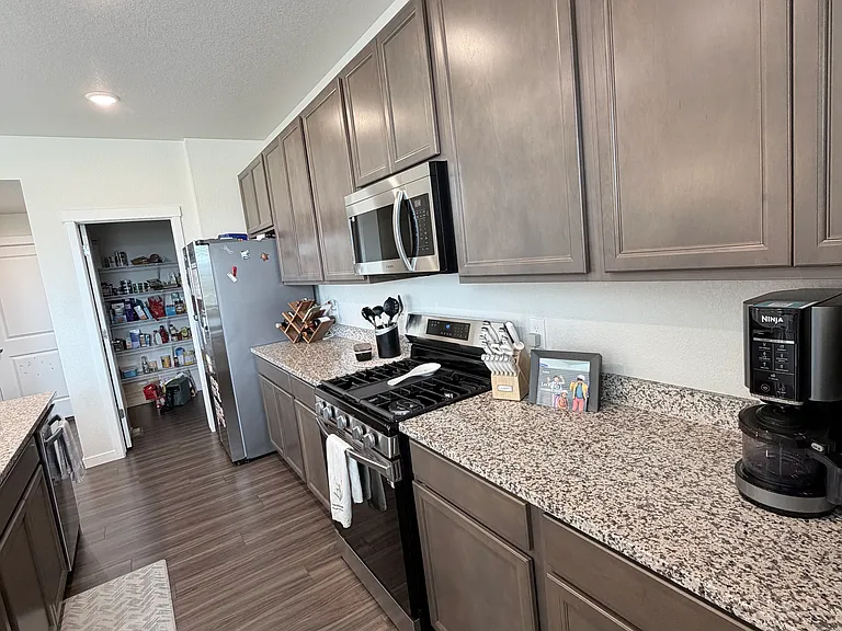 8053 Yellowleaf Pl — Photo 11