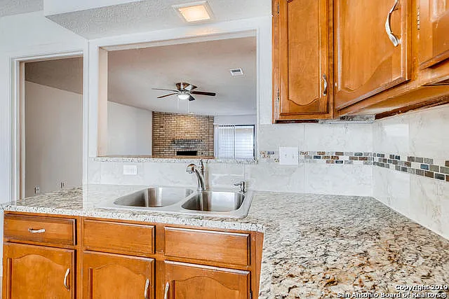 4717 Oakfield Way — Photo 11