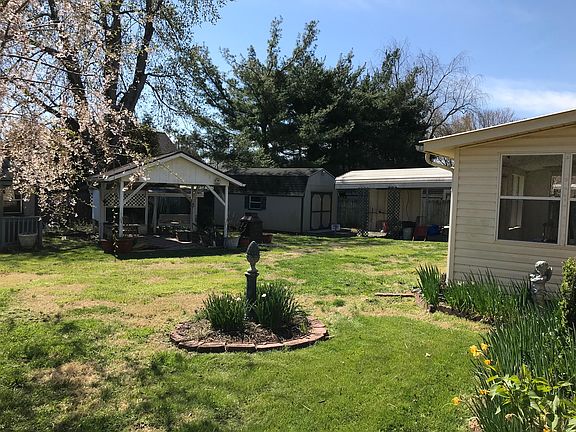 5th image of 172 Judson Dr