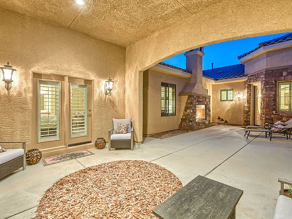  Courtyard Casita entry