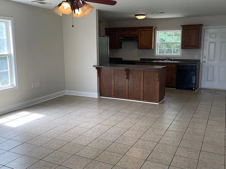 1248 Susan Way — Photo 3