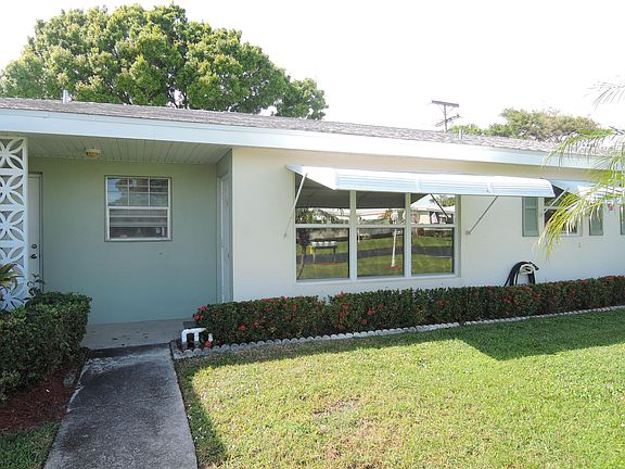 3rd image of 113 Lakes End Drive Apt B (E)