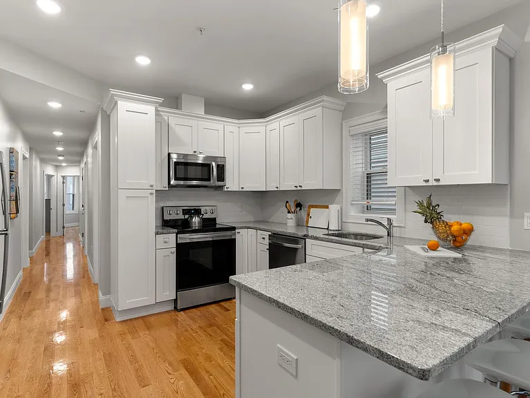 86 Marine Rd #2 — Photo 9