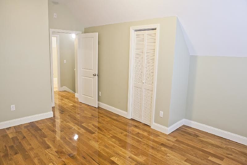 2nd image of 1 Imrie Rd