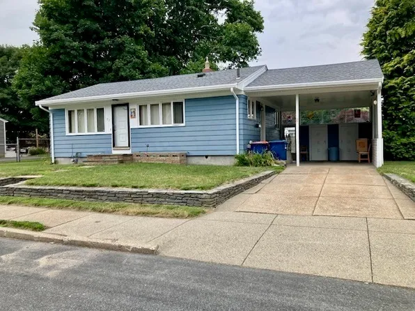 71 Seymour St, New Bedford, MA 02744