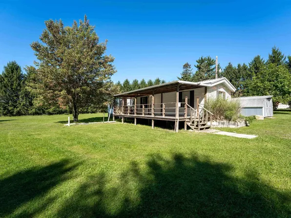 38 Webb Chapel Rd, Bruceton Mills, WV 26525