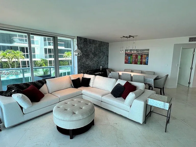 9401 Collins Ave #603 — Photo 4