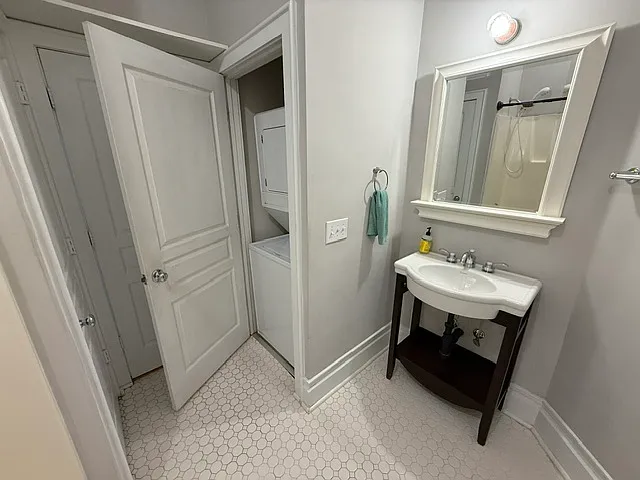 404 N Laurel Ave #5 — Photo 16
