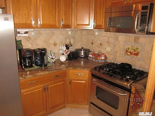 Sold by Century 21 Benjamin Realty | media 22