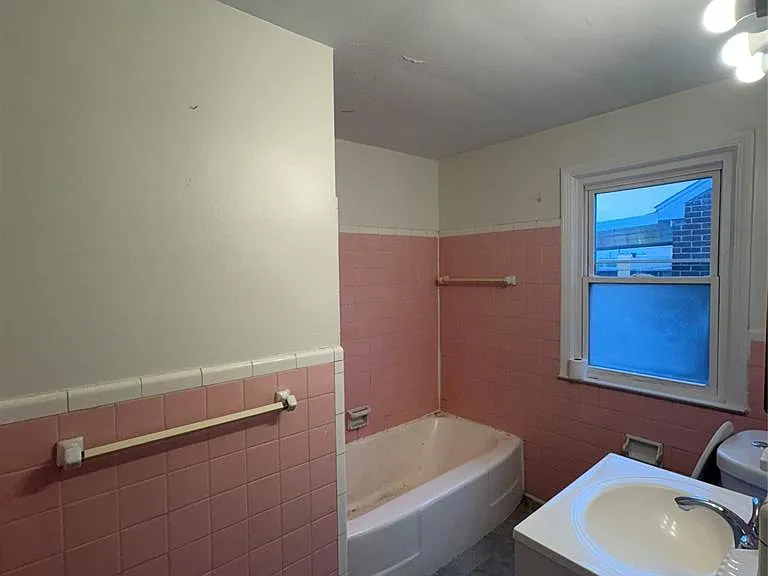 1079 Emmons Blvd — Photo 30