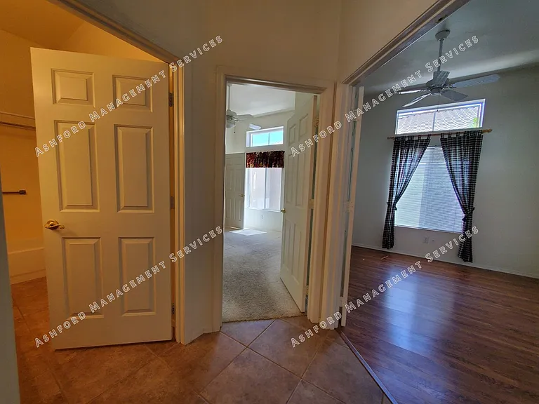 11558 W Tortoise Ct — Photo 11