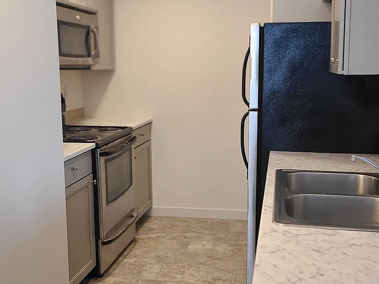 1410 McKittrick St #1 — Photo 30