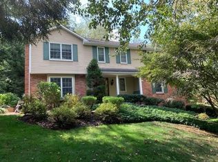 2372 Mill Grove Rd, Pittsburgh, PA 15241