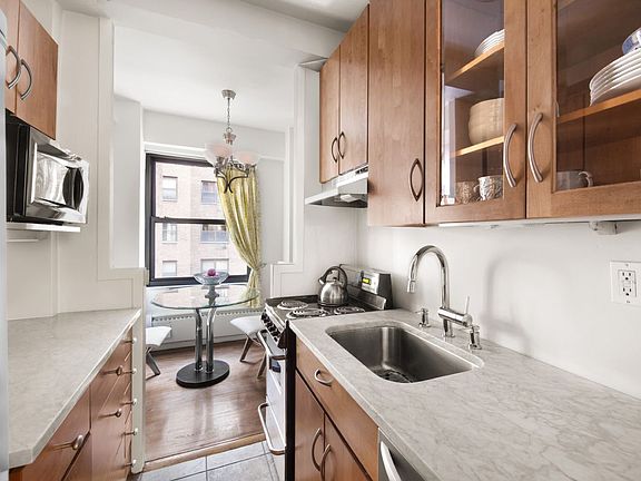 3rd image of 2 Tudor City Pl APT 4FS