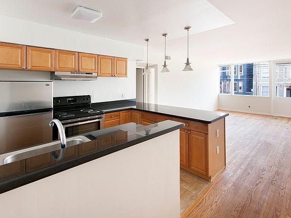 3rd image of 340 Church St APT 2