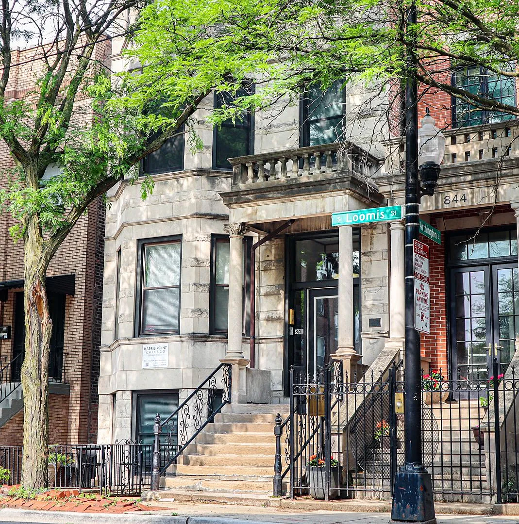 Building Photo - 846 S Loomis St