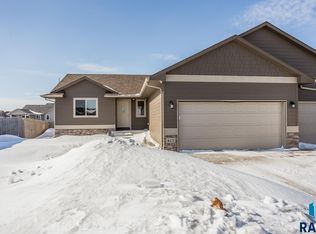 613 Legendary Dr, Harrisburg, SD 57032