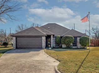 220 Edson Ave, Crowley, TX 76036