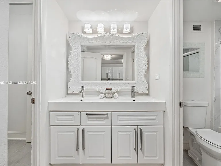 2301 Collins Ave #328 — Photo 14