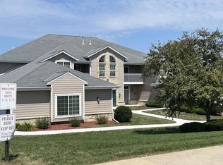 1030 River Place Blvd, Waukesha, WI 53189