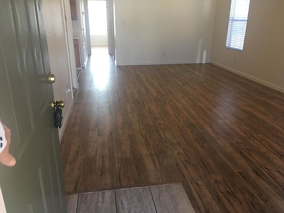 2nd image of 719 Rosewood Ave