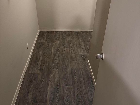 5th image of 6904 S 74TH Lane