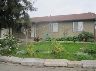 11 Rocca Dr, Petaluma, CA 94952