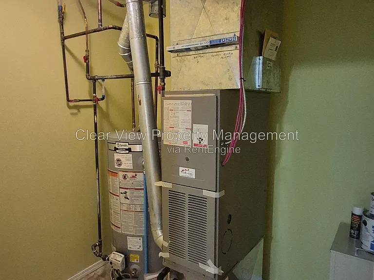 23 Chilcotin Ln W #212 — Photo 16
