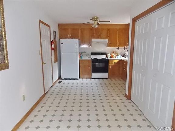 4th image of 6750 Jean Ln