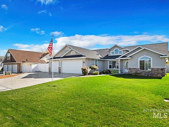 3rd image of 2232 Candleridge East Cir