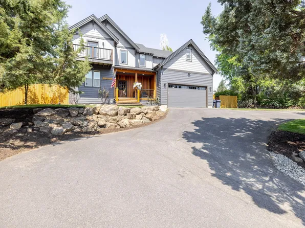 63225 Eastview Dr, Bend, OR 97701
