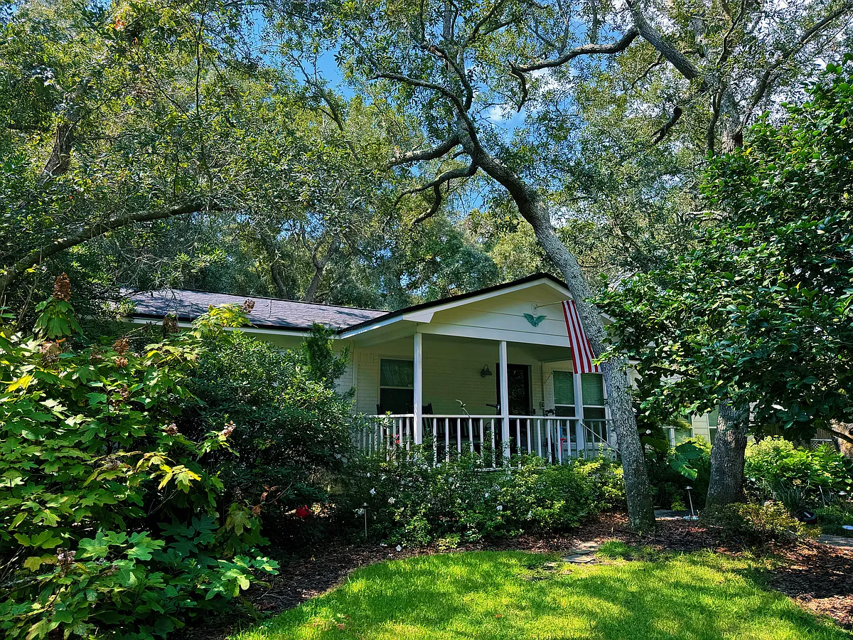 Building Photo - 4613 Hickory Shores Blvd