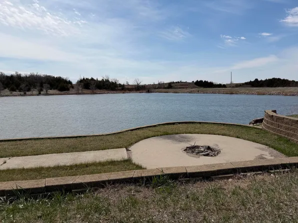 42013 N Shore Dr, Alexandria, SD 57311