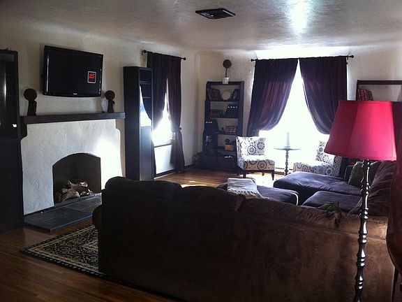 5th image of 3166 N Stoddard Ave