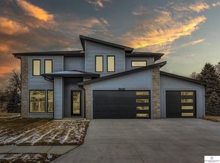 23816 Harvest Heights Cir, Waterloo, NE 68069