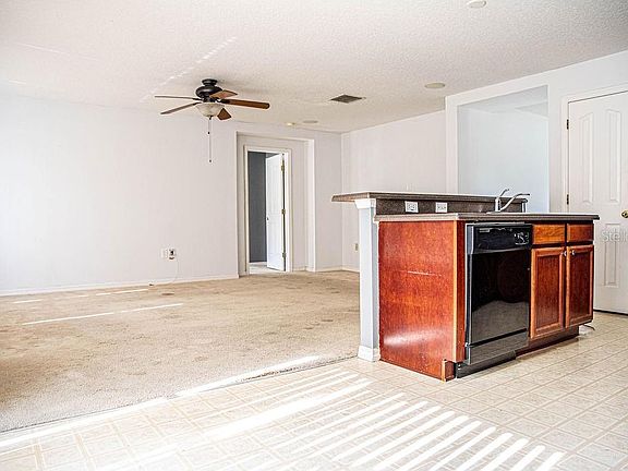 5th image of 4400 Philadelphia Cir