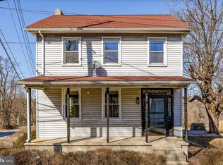 204 N Hoernerstown Rd, Hummelstown, PA 17036