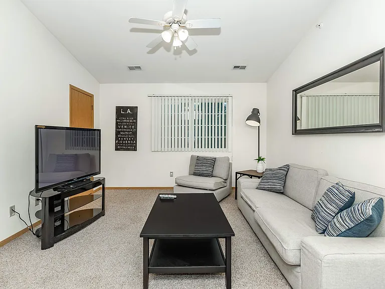 Hunter Star Properties — Photo 27