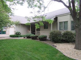 16339 Java Cir, Lakeville, MN 55044