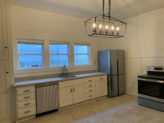 5th image of 1814 N St APT 1