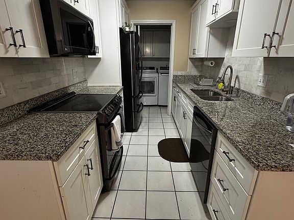 4th image of 1214 Kendal Ct