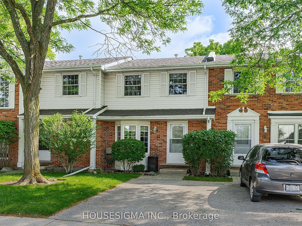 1st image of 129 Victoria Rd N #17