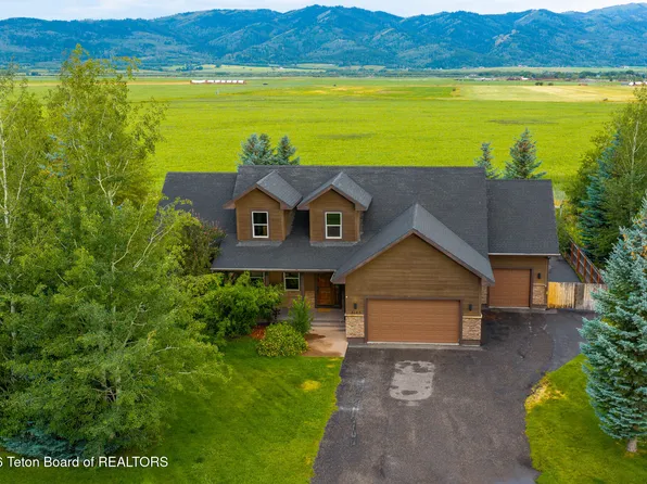 8180 Cutthroat Ln, Victor, ID 83455
