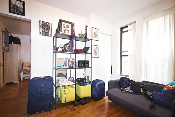 Rented by Urban Real Estate Property Group Inc | media 17