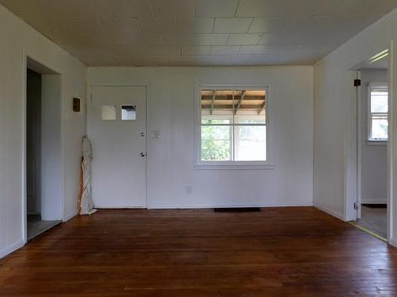 4th image of 3465 Franklin St