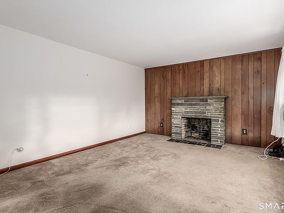 5th image of 257 Spring Hill Road