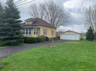 6004 Ridge Rd, Lockport, NY 14094