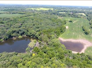 19N938 Deepwood Rd, Barrington Hills, IL 60010