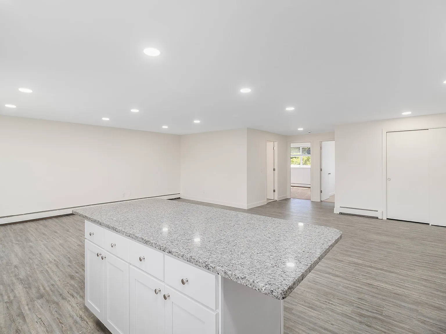 10 Brookfield Rd — Photo 2