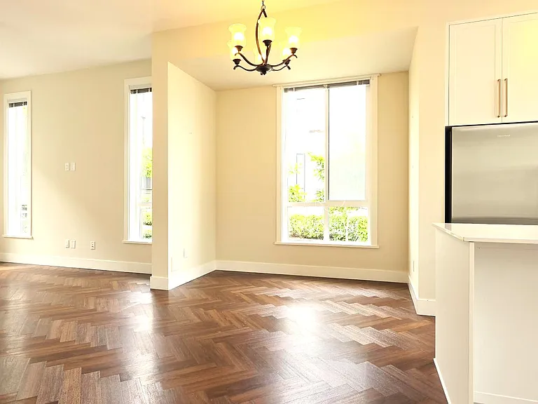 15898 27th Ave #49 — Photo 3